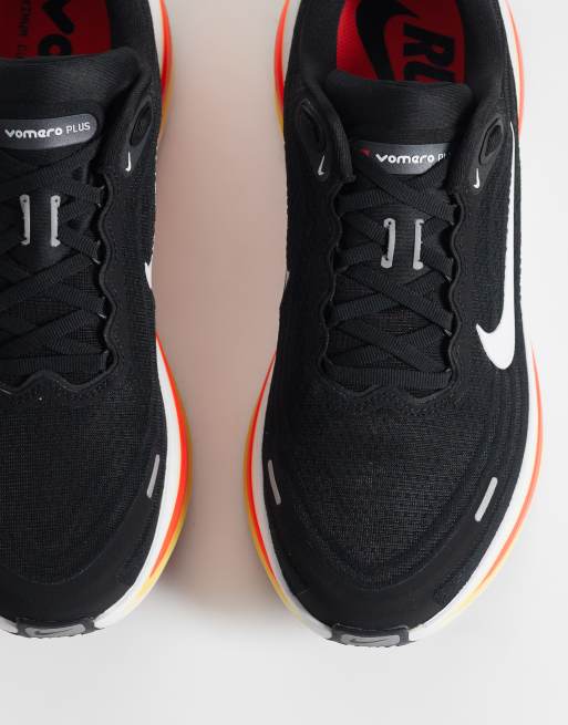 Nike Running Vomero Plus sneakers in red and black, 3 of 5