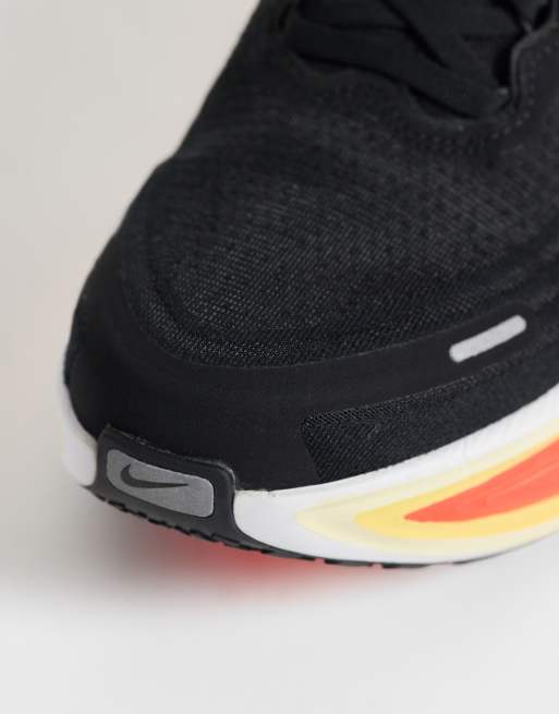 Nike Running Vomero Plus sneakers in red and black, 4 of 5