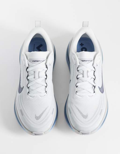Nike Running Vomero Plus trainers in blue & grey, 2 of 5