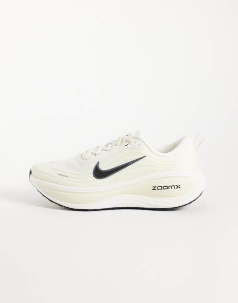 Nike Running Vomero Plus trainers in off white & black - view 1