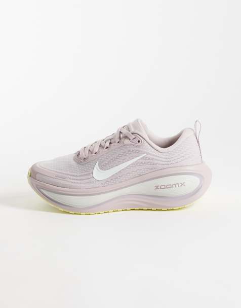 Nike Running Vomero Plus trainers in pink - view 1