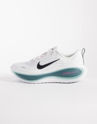 Nike Running Vomero Plus trainers in white and green