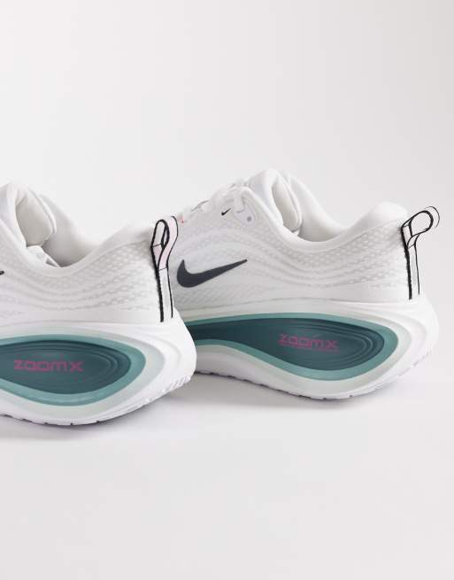 Nike Running Vomero Plus trainers in white and green, 2 of 5