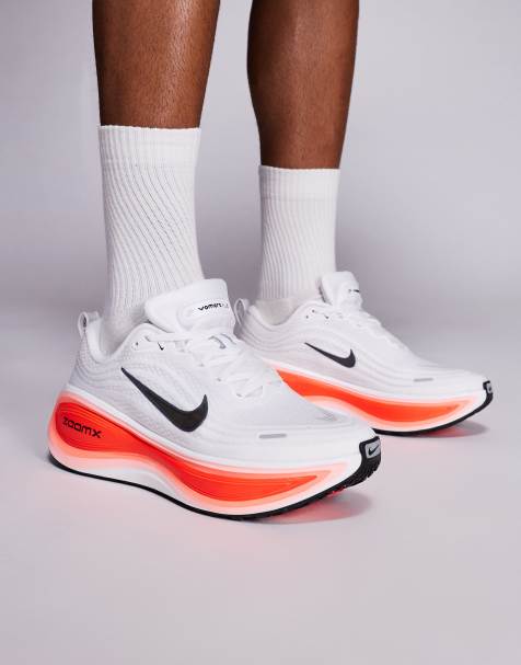 Nike Running Vomero Plus trainers in white and red - view 1