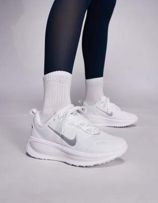 Vomero 18 - Baskets - Blanc/argenté WM 9.5
