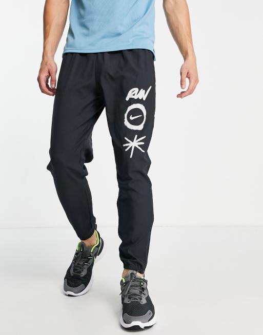 Nike Running - Wild Run - Challenger - Geweven joggingbroek in donkergrijs