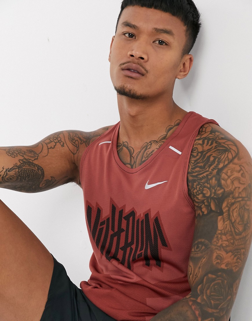 Nike Running - Wild Run - Rød undertrøje med logo