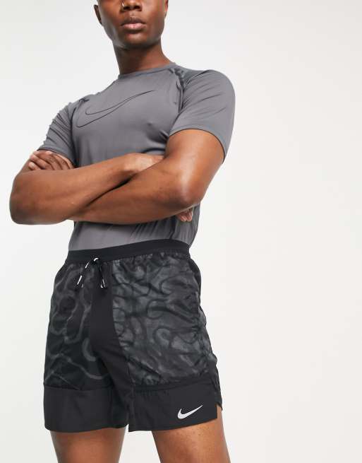 Nike Running - Wild Run Stride - Pantaloncini in tessuto Dri-FIT neri da 7