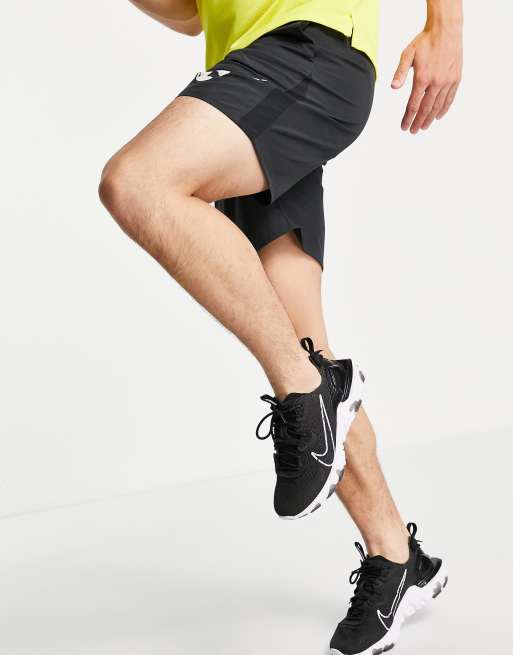 Nike Running – Wild Run – Svarta löparshorts, 7 tum långa, 3 av 4