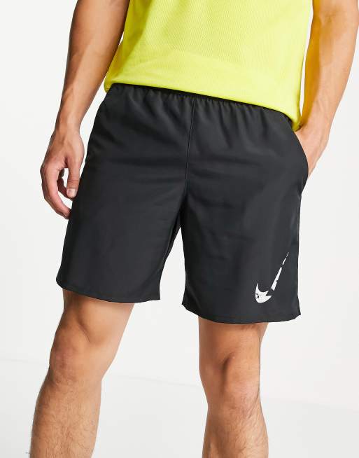 Nike Running – Wild Run – Svarta löparshorts, 7 tum långa, 4 av 4