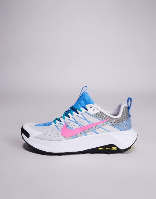 Nike Running Wildhorse 10 sneakers in white and blue