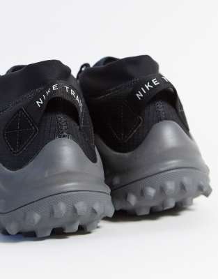 nike running wildhorse 6 trainers in triple black