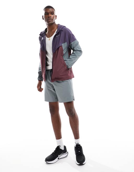 Nike Running Windrunner panelled jacket in purple and burgundy | ASOS