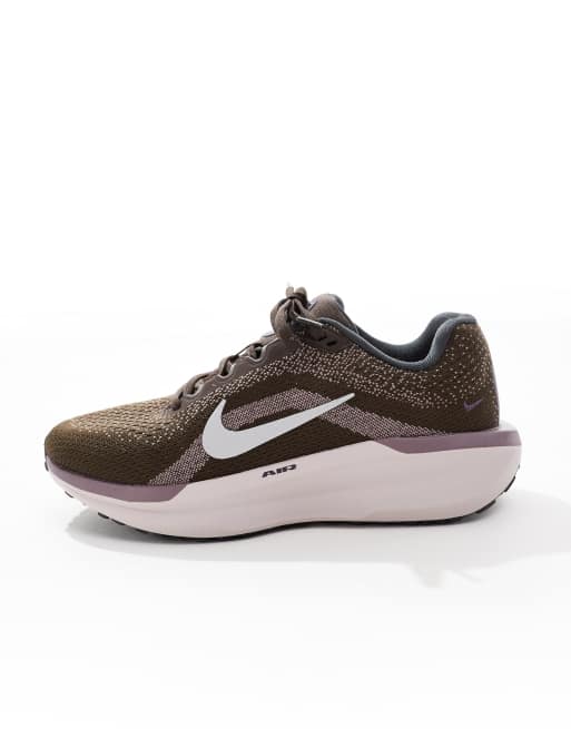Nike Running Winflo 11 sneakers in brown and silver | ASOS display picture 2