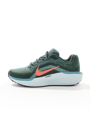 Nike Winflo 11 Sneakers In Green