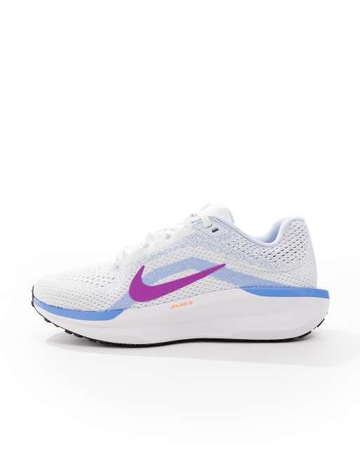 Nike Running Winflo 11 sneakers in white and blue