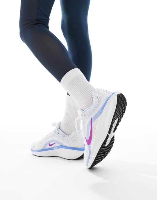 Nike Running Winflo 11 sneakers in white and blue | ASOS