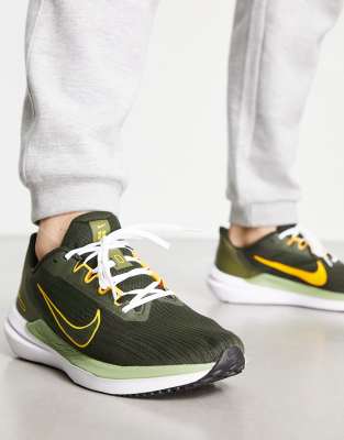 Nike Running Winflo 9 trainers in green | ASOS