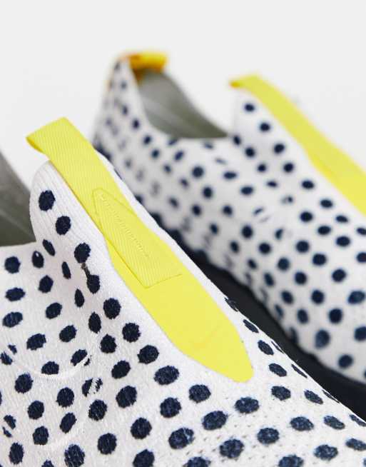 nike epic phantom react polka dot