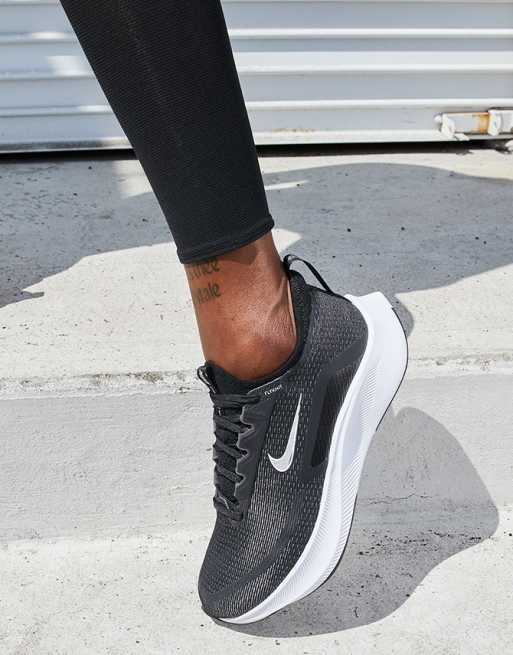 Nike zoom shop fly with jeans