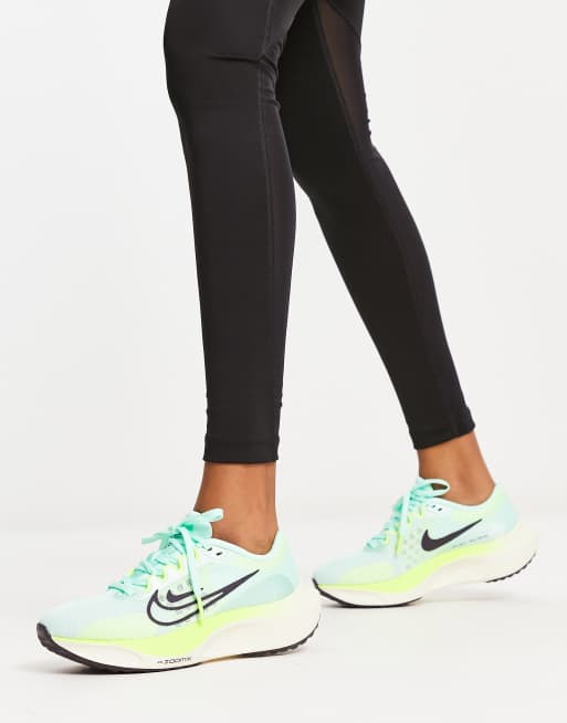 Nike Running Zoom Flyknit 5 sneakers in turquoise and whie ASOS