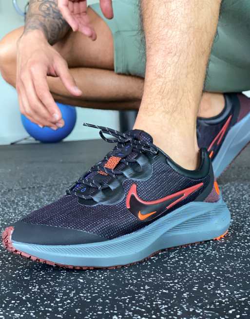 Nike Running - Zoom Winflo 8 Shield - Sorte sneakers