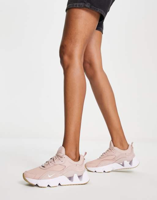 nike ryz 365 women's stores