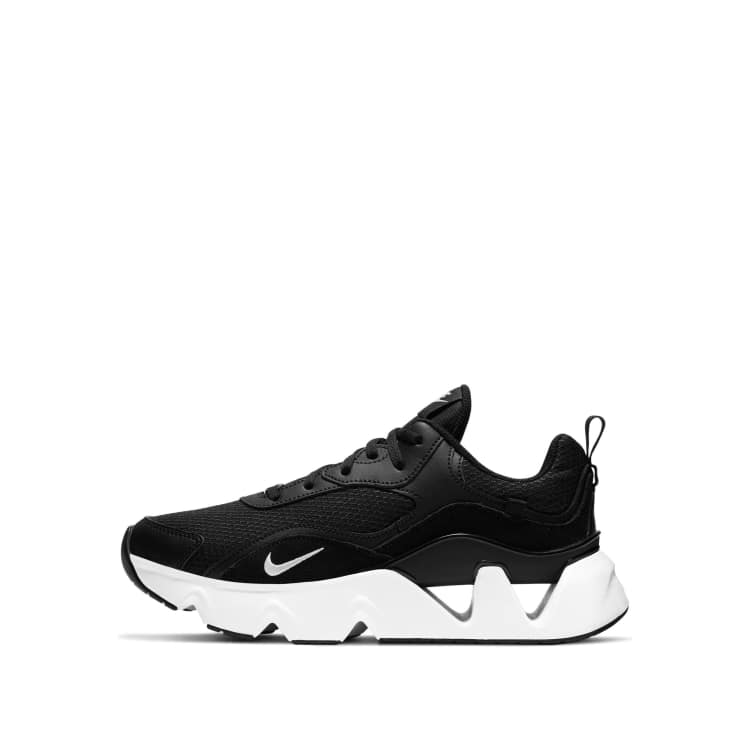 Nike Ryz 365 II sneakers in black | ASOS
