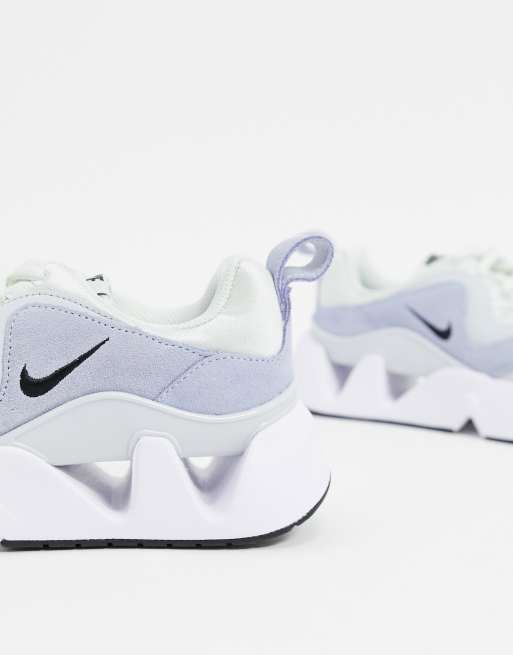 Nike Ryz 365 sneakers in lilac