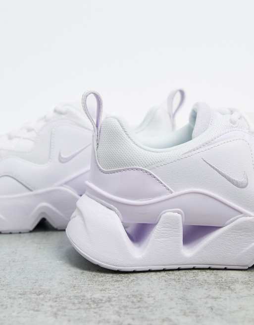 Nike Ryz 365 trainers in white and lilac