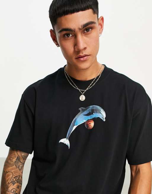 Nike SB Bernard dolphin chest print t shirt in black