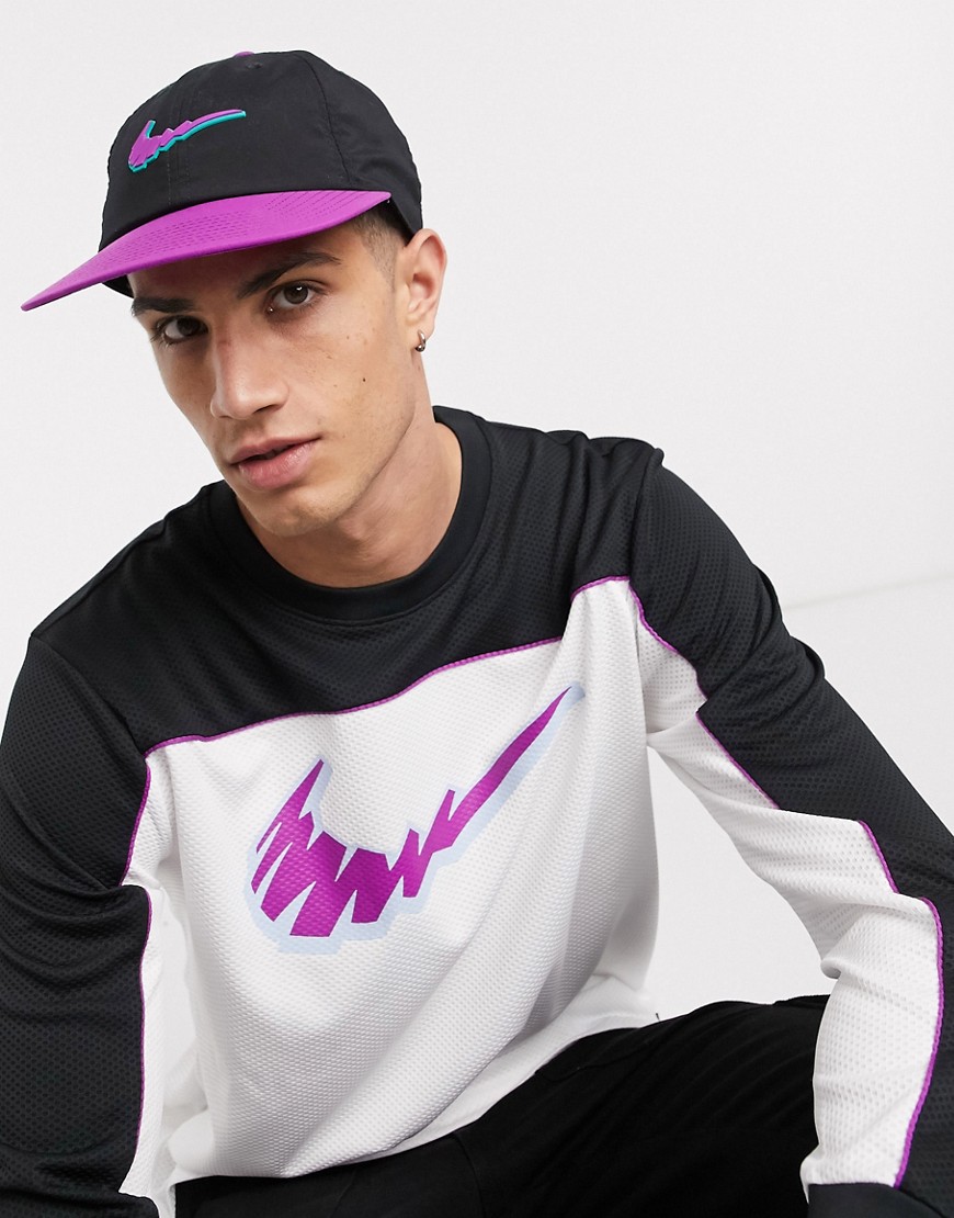 Nike SB - Cappello con visiera e logo nero