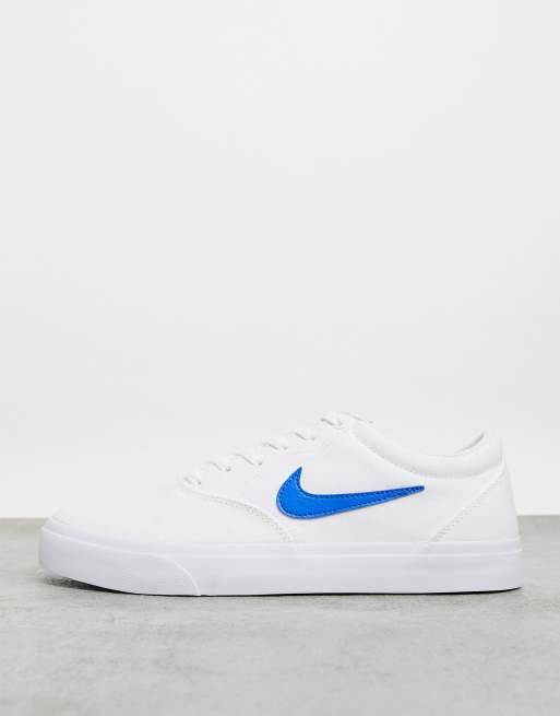 Nike sb charge canvas sneakers hot sale in white