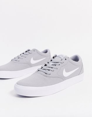 nike sb charge canvas trainers in white