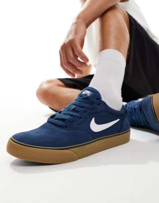 Nike SB Nike SB Chron 2 suede trainers in navy and gum sole