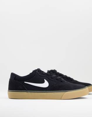 Nike SB Chron 2 trainers in black with gum sole - view 1