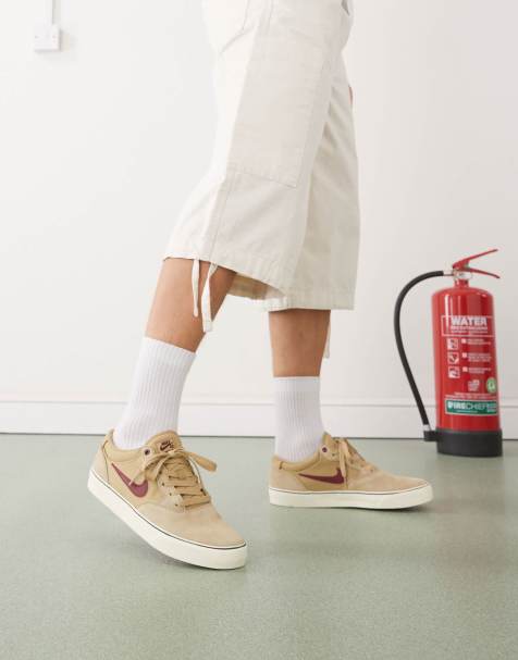 Nike SB Chron 2 trainers in light brown - view 1
