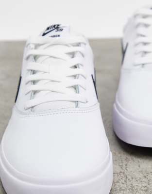 nike sb chron slr leather trainers in white