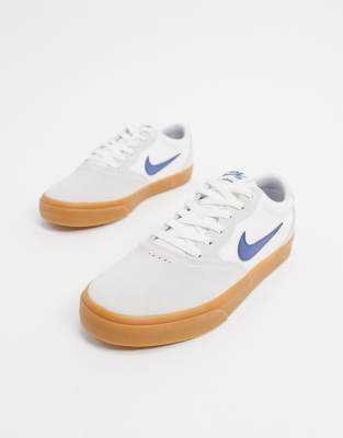 nike sb chron slr leather trainers in white