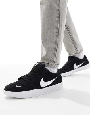 Nike SB Force 58 trainers in black and white