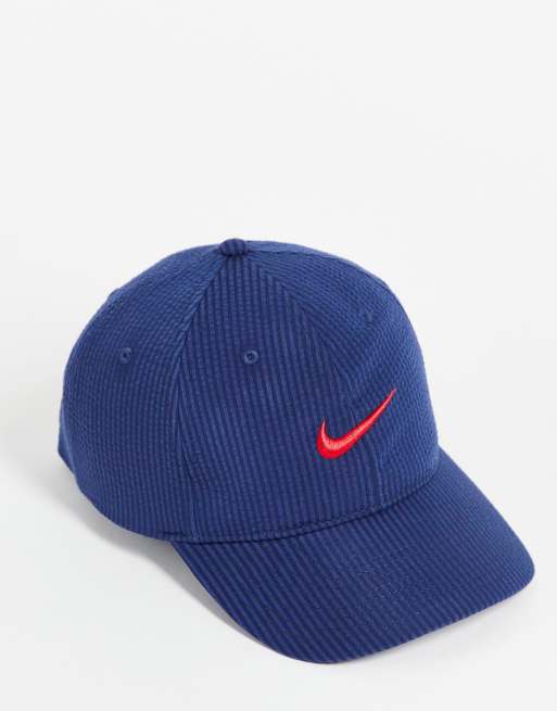 Nike SB - H86 - Cappellino in tessuto seersucker blu navy con logo ricamato