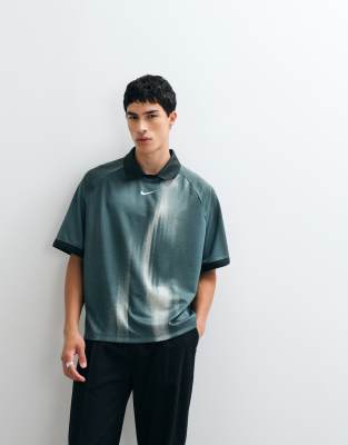 Nike SB jacquard woven replica soccer jersey in black | ASOS