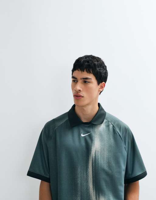 Nike SB jacquard woven replica soccer jersey in black, 2 of 5