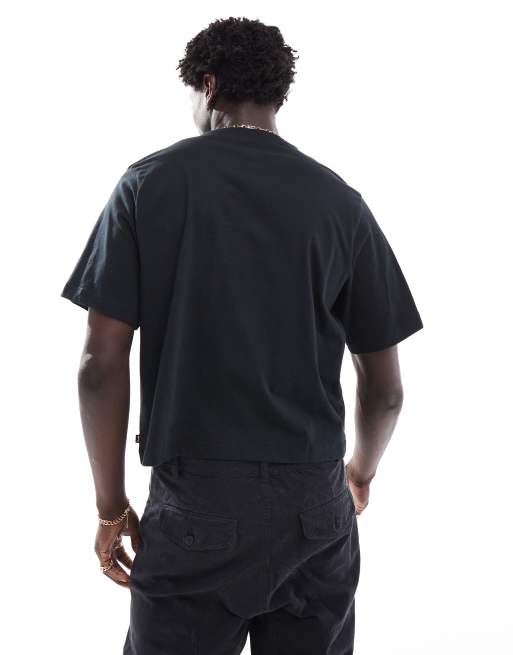 Nike SB – Kastiges T-Shirt in Schwarz mit Grafikprint, 2 von 4