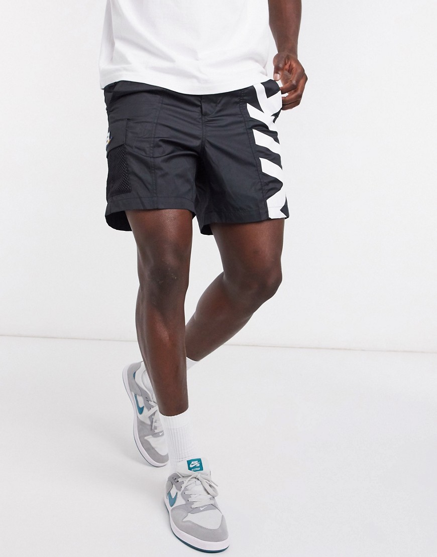 Nike SB - Polyknit short met logo in zwart