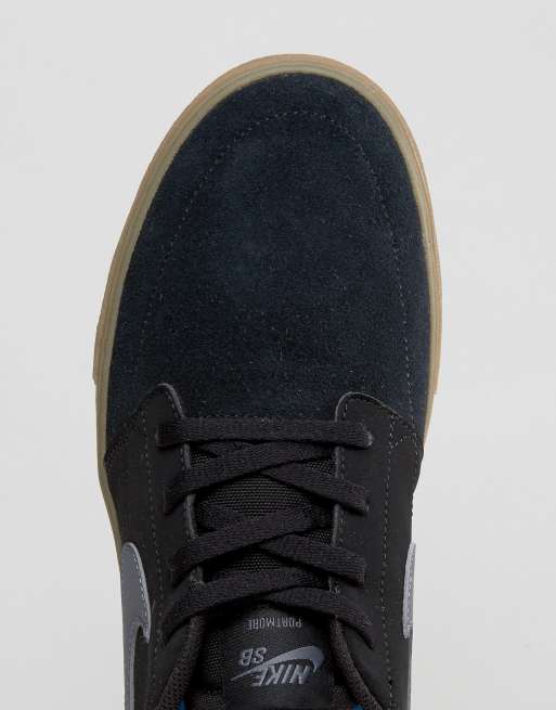 Nike sb portmore ii ss sales trainers with gum sole in black