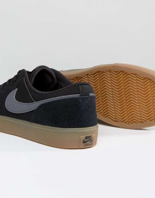 Nike sb portmore ii ss sales trainers with gum sole in black