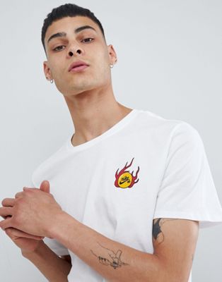 Nike SB T-Shirt With Dragon Print In White 923436-100 | ASOS