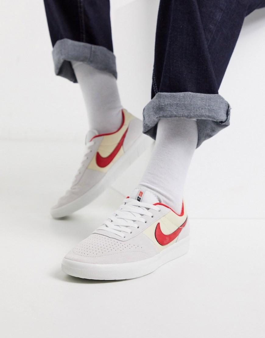 Nike SB Team Classic trainers in off white/red