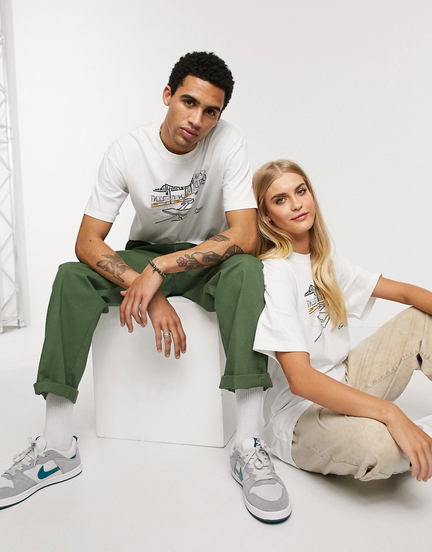 Nike SB – Yoon Pier 7 – Vit t-shirt med grafiskt tryck